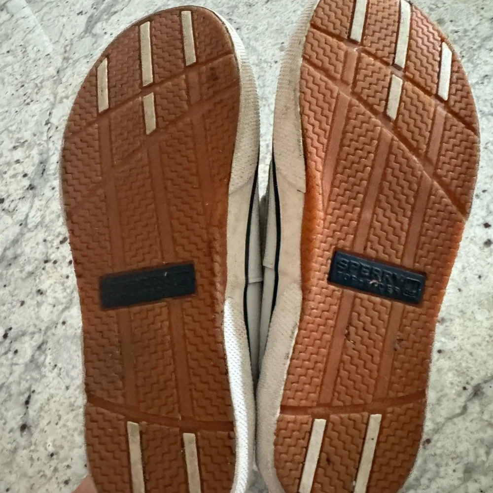 Sperry boat shoe